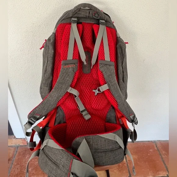 Kelty Redwing 50 Reserve Backpack - Gray and Red - Picture 6 of 13